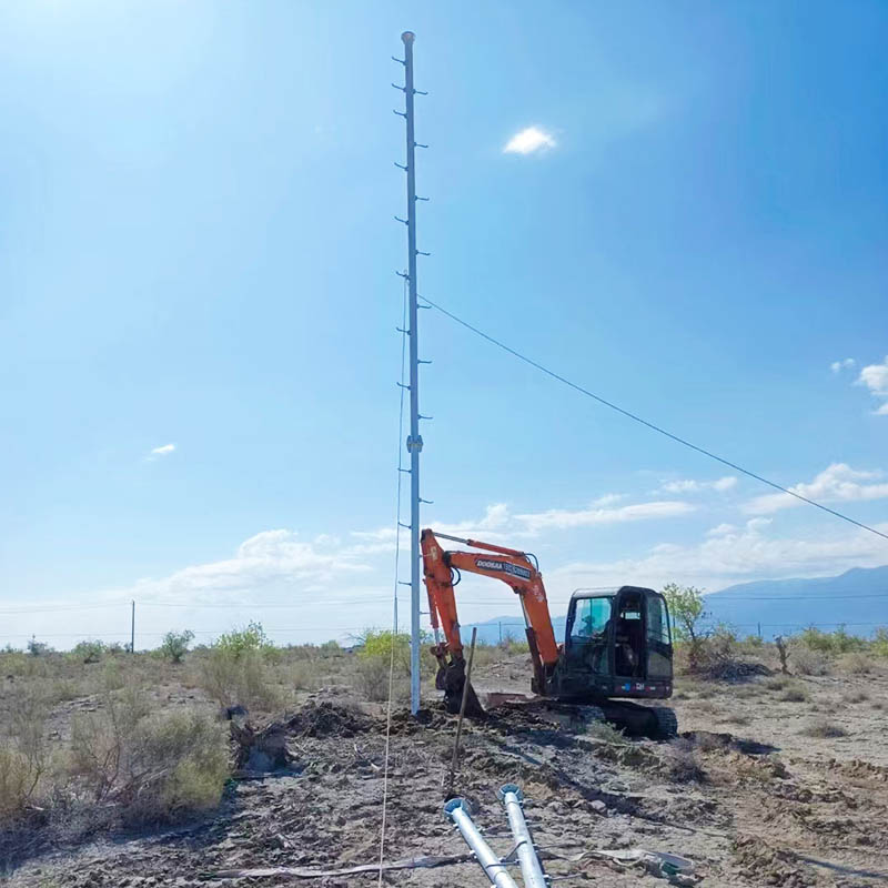 Komunikační věž pro přenos venkovního signálu