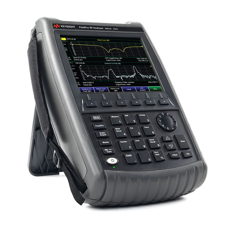 Analyseur de spectre micro-ondes portatif FieldFox N9912A