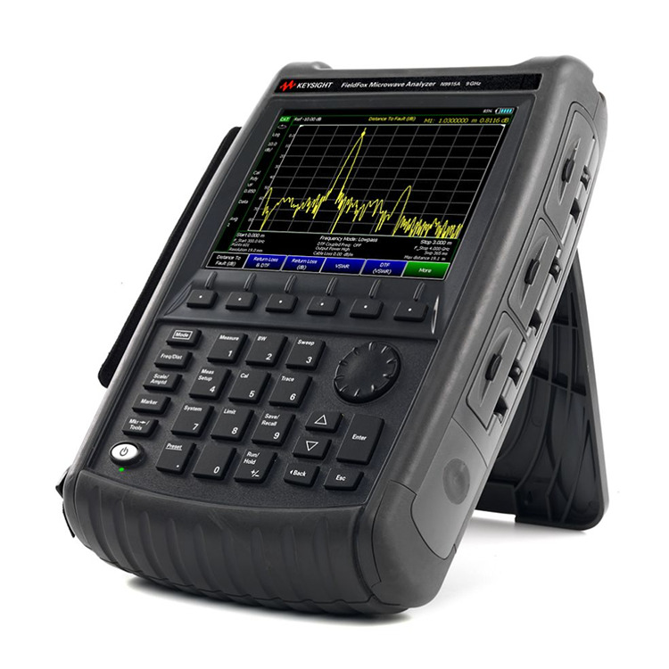 Analyseur de spectre micro-ondes portatif FieldFox N9915A