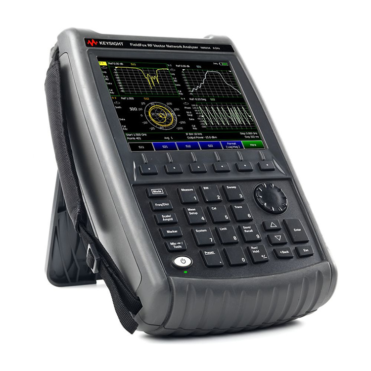 Analyseur de spectre micro-ondes portatif FieldFox N9923A
