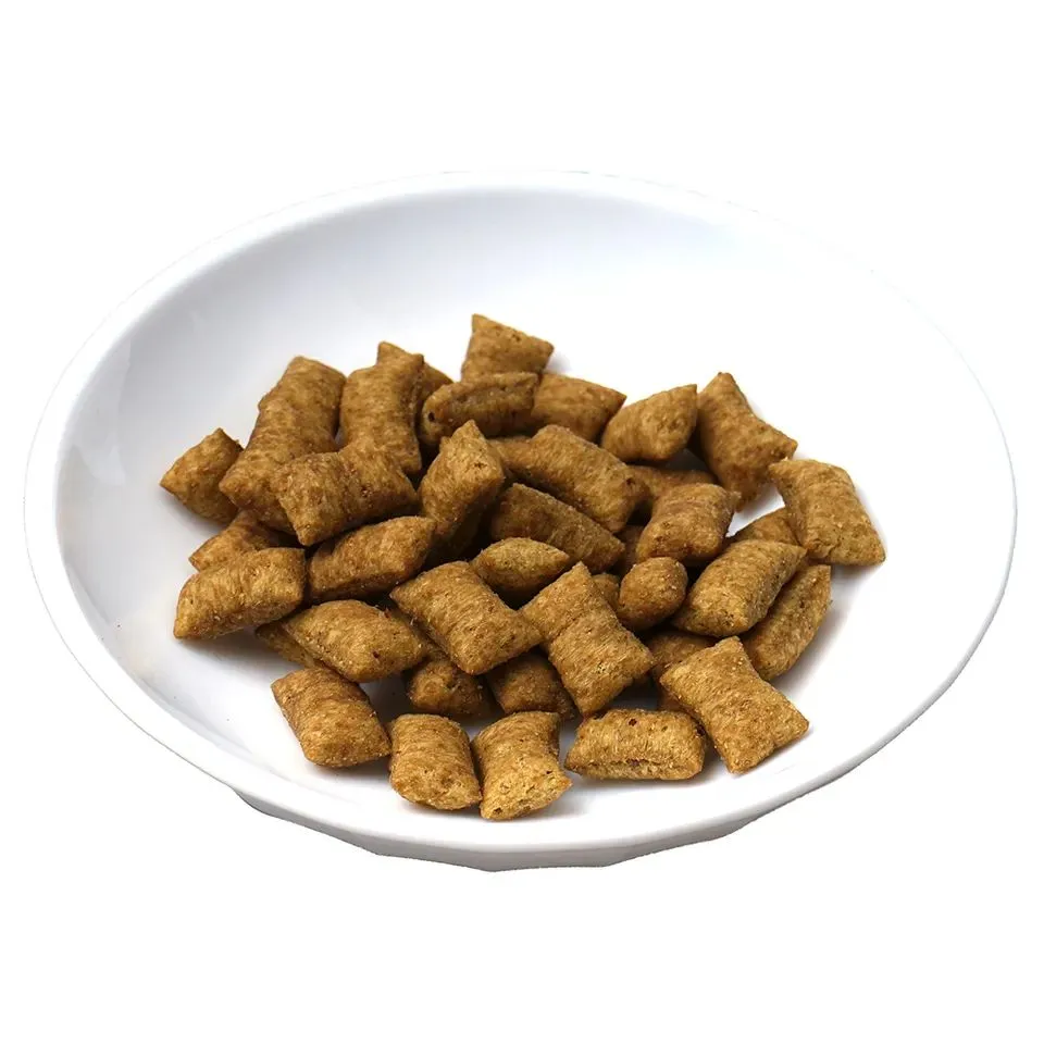 Low Calories Cat Treats Crunchy and Soft Biscuits