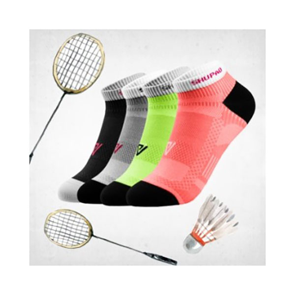 What kind of socks do you need for badminton?