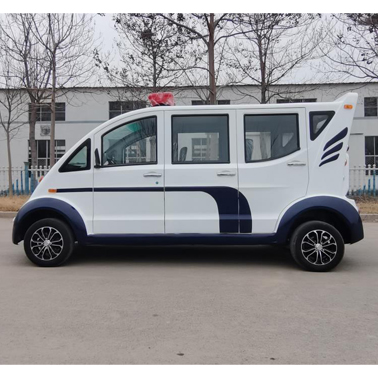 Closed electric patrol vehicle with 8 seats - 2