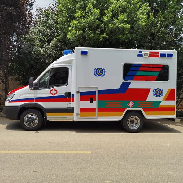 ICU medical ambulance - 4 