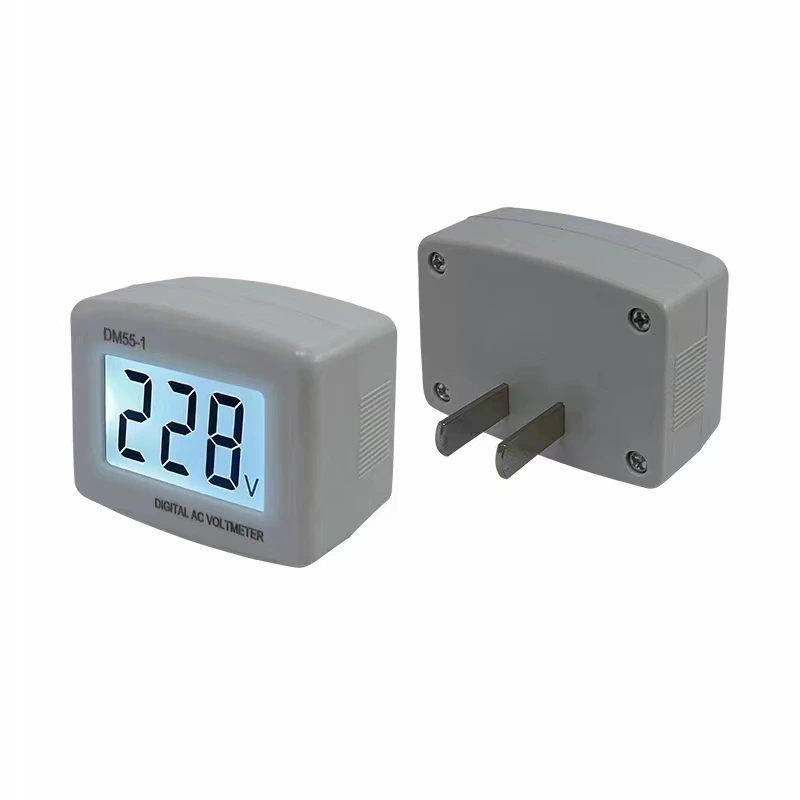 DM55-1 Plug Digital Voltmeter