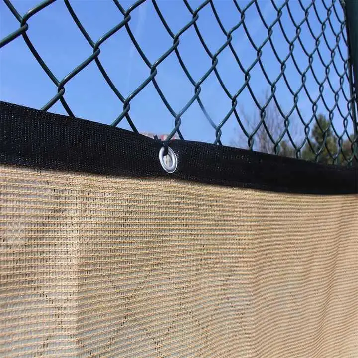 Écran de confidentialité pour couverture de clôture pour clôture à maillons de chaîne