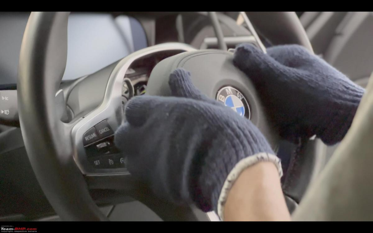 Step-by-Step Guide and Precautions for Installing the BMW M Sport Steering Wheel