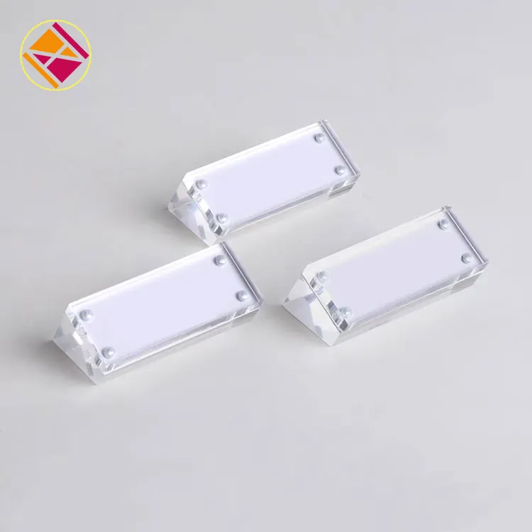 What are the characteristics of Acrylic Sign Holder?