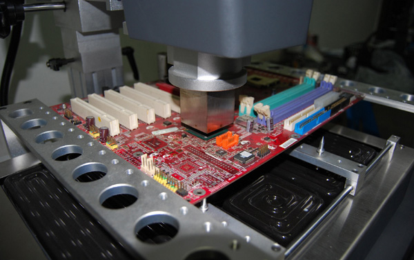 Fordelene ved at bruge en BGA Rework Station til elektronisk PCBA reparation