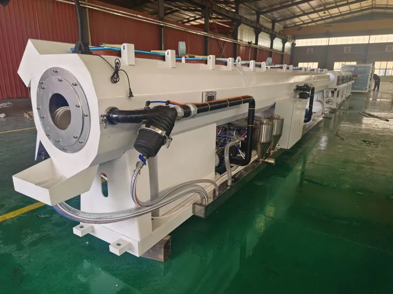 Yongte in HDPE Pipe Machina in Sina