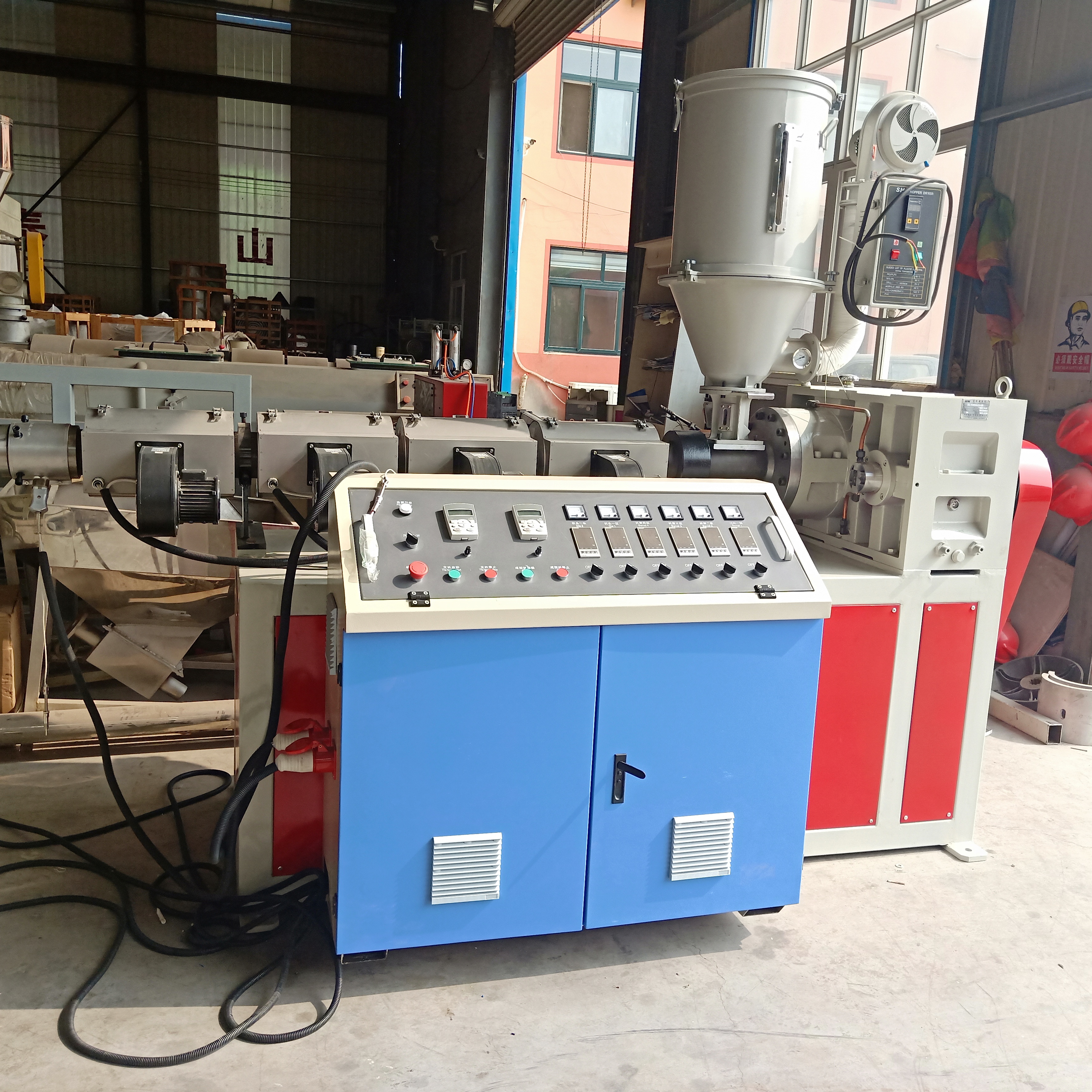 plastic corrugated pipe machine