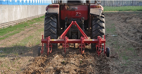 What is the effect of using a subsoiler for soil preparation?