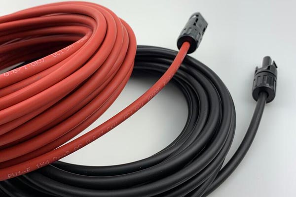 Kokie yra fotovoltinių kabelių tipai ir kiekiai