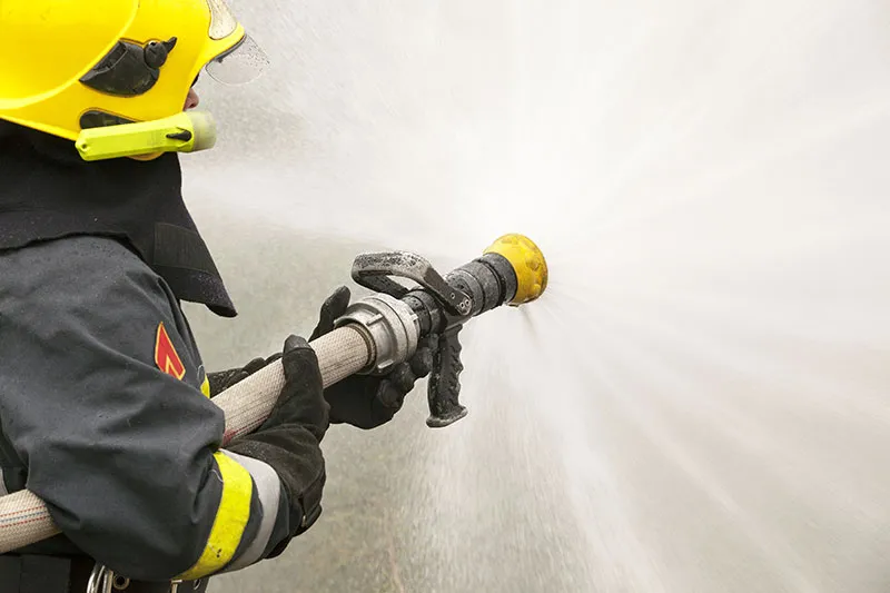 Jak silná je požární tryska?