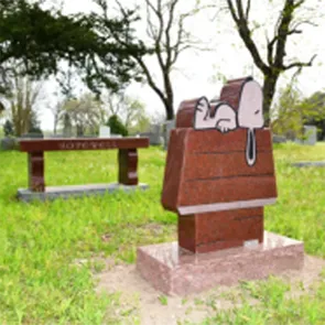 Snoopy Standbeeld Grafsteen