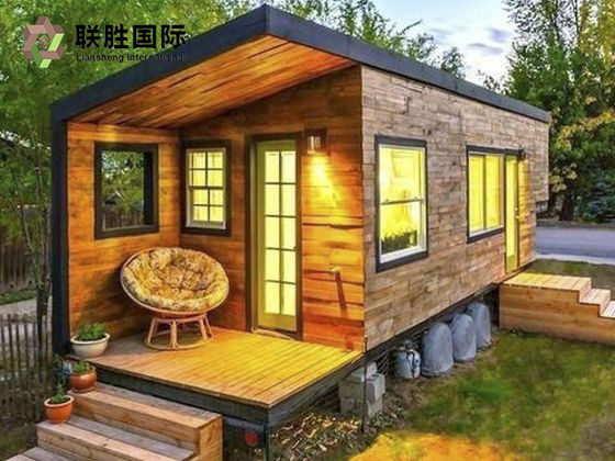 Odnímatelný mobilní montovaný dům se solárním a instalatérským