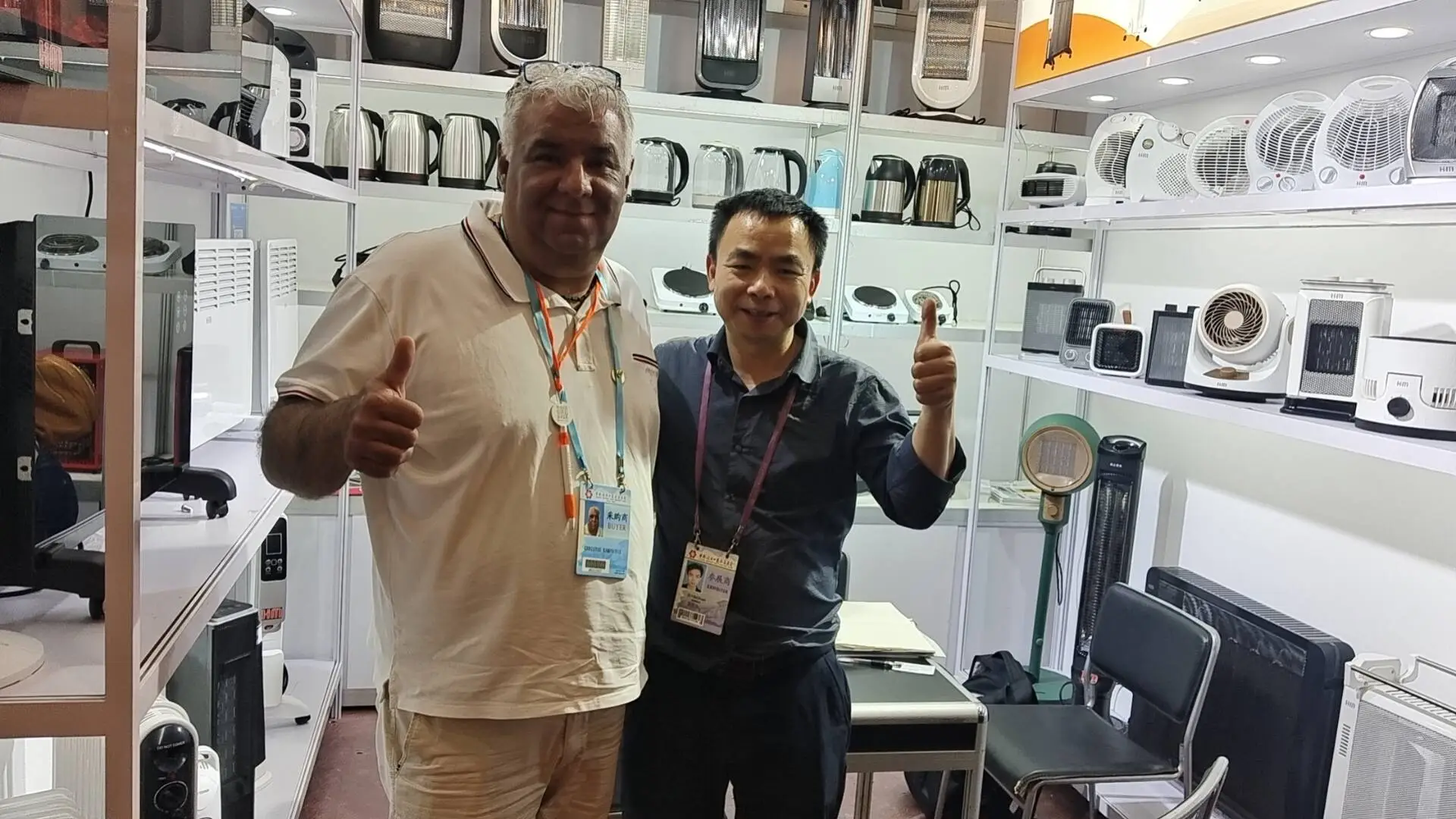 Negotiated with European customers at the 135th Canton Fair.