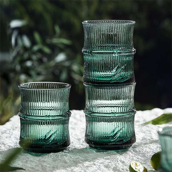 Стъклена чаша за вода от бамбукови листа