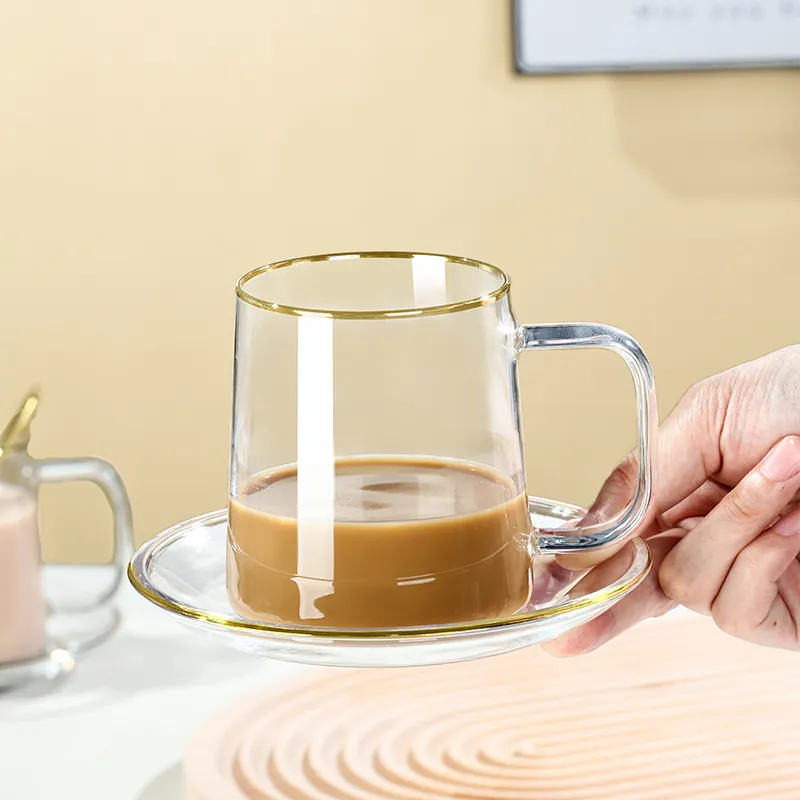 Exquisite Kaffeetasse aus Glas