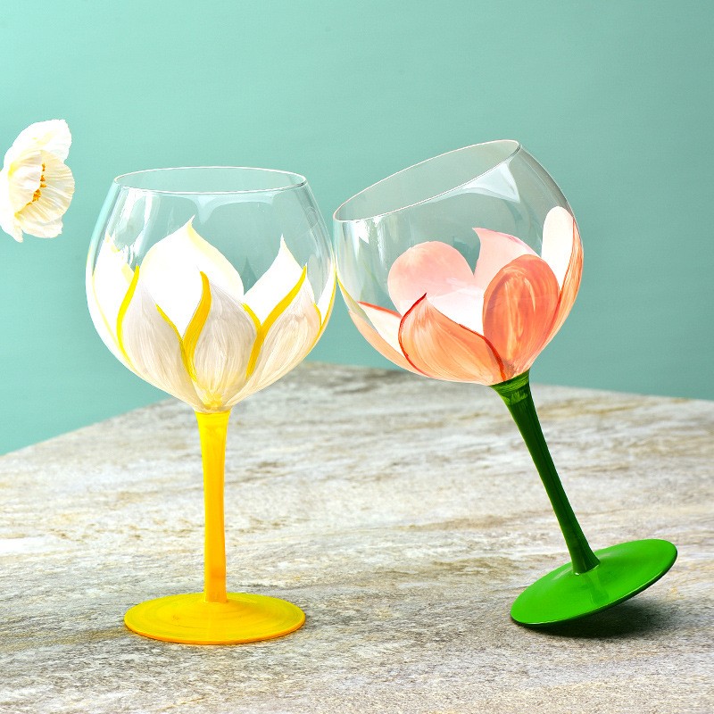 Painted Crystal Glass Wine Glass