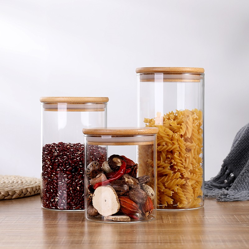 Simpleng Sambahayan na Glass Storage Jar