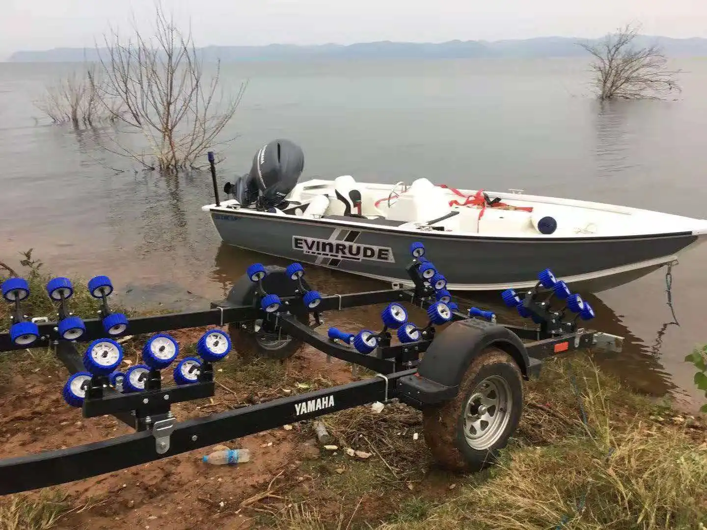 Bateau rapide en aluminium ALLheart Fisher 580 avec console