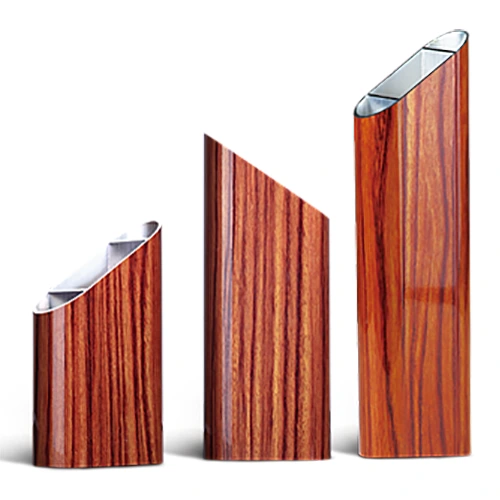 Profil aluminiowy z drewnianym wykończeniem powłoką proszkową