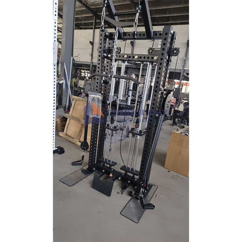 Multifunktionell Cable Crossover Trainer