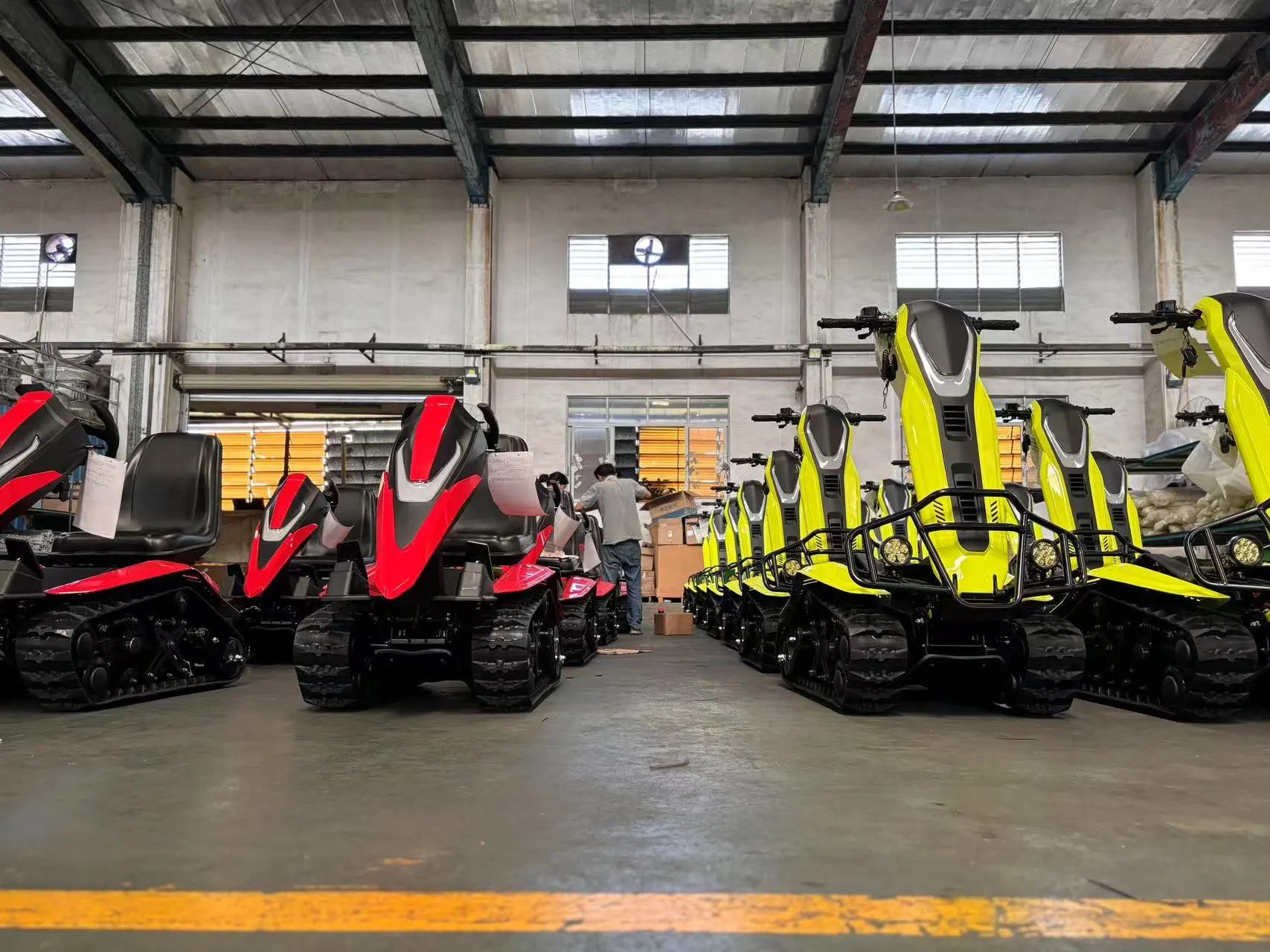 New Batch of Snowmobiles(ETV TANK) Rolls Off the Production Line