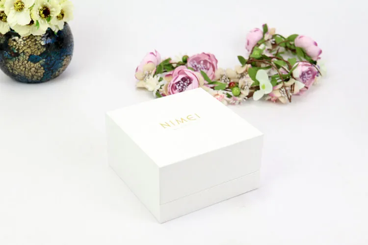 Advantages and Disadvantages of Perfume Boxes