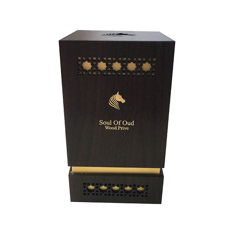Embalaje de caja de perfume de madera simulada