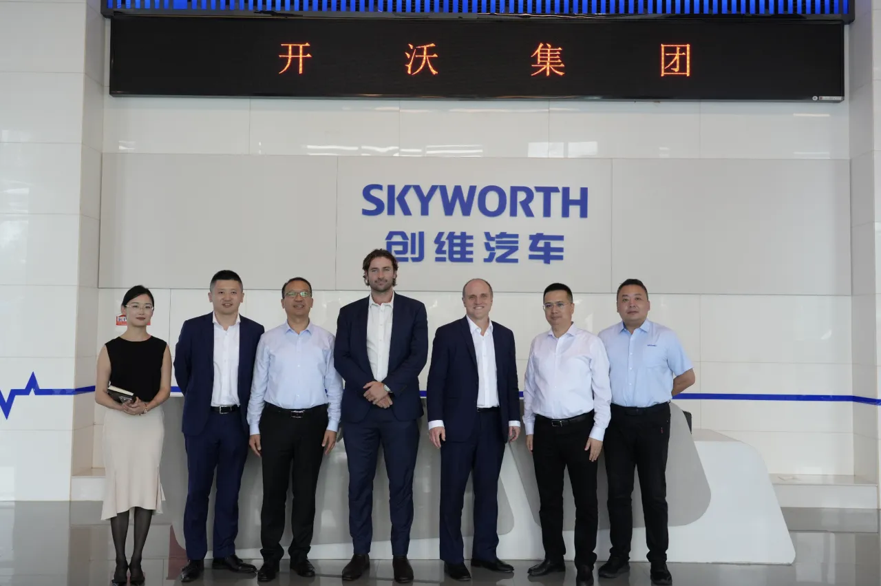 Australian Consul General in Shanghai visits SKYWELL Group to jointly explore global development of new energy vehicles