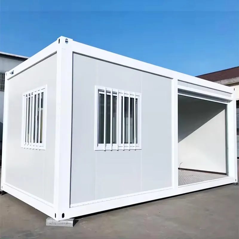 Nhà container trong rừng