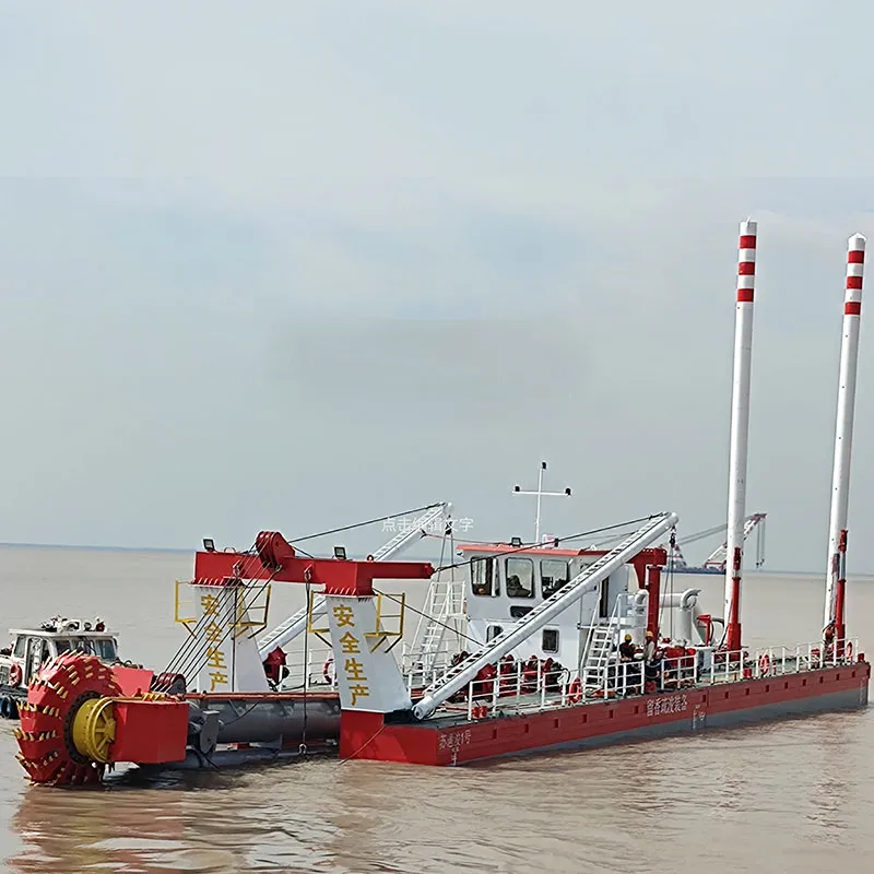 Kapal Keruk Sungai Dengan Kepala Pemotong