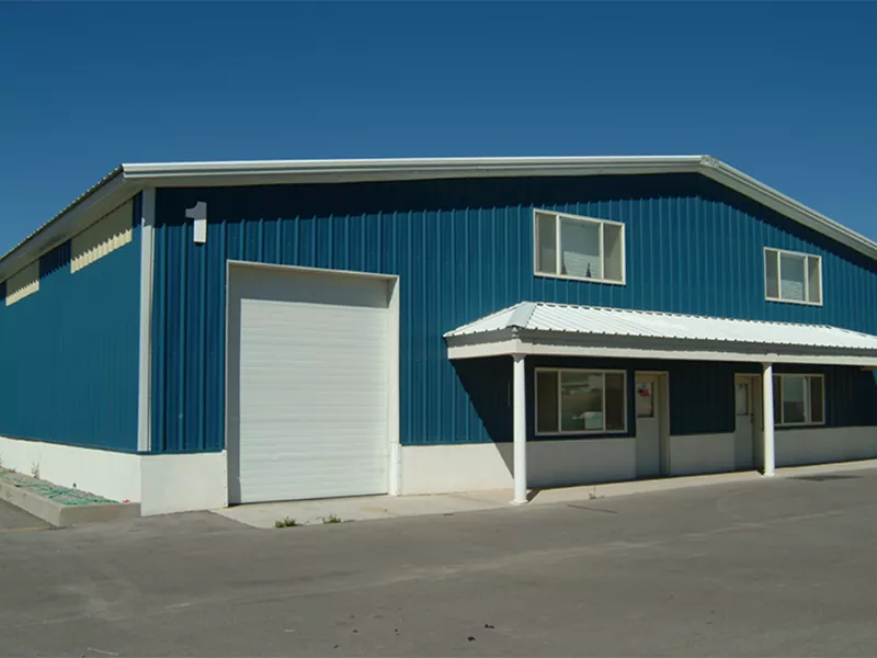 Edificio de almacén de metal ecológico