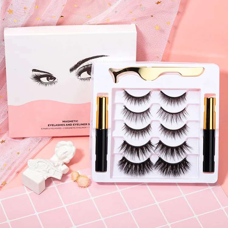 Magnetic Eyeliner with Eyelashes Kit