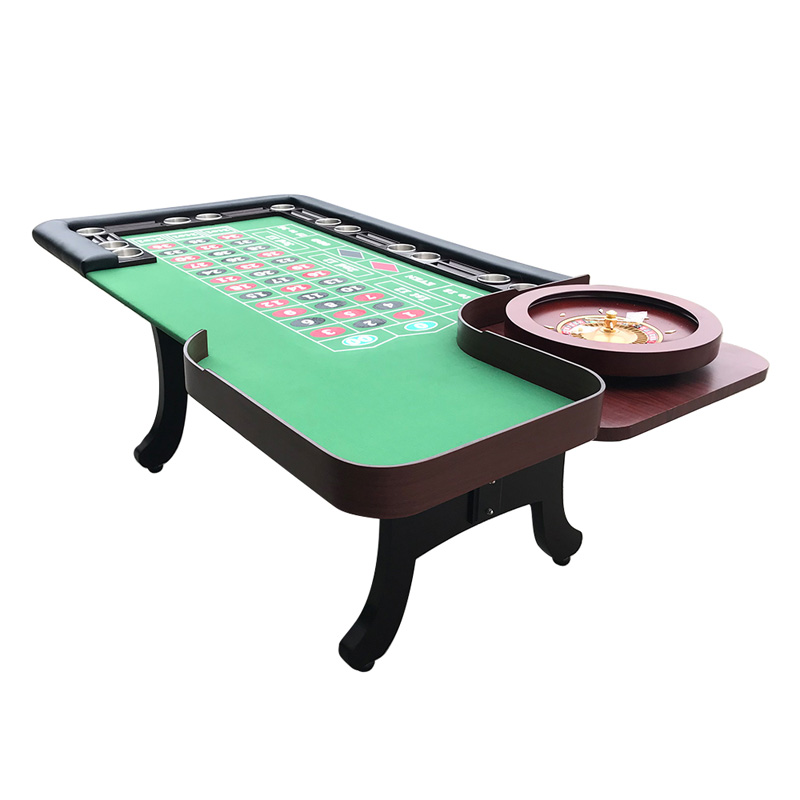 Mesa de ruleta con equipamiento de casino