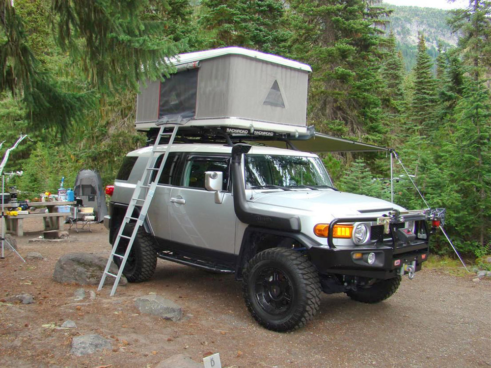 O que é uma barraca de teto de carro para veículos off-road?