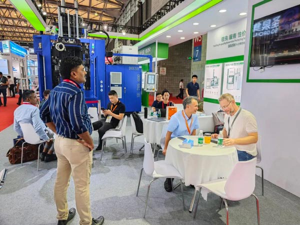 22nd China International Rubber Technology Exhibition Kicks Off in Shanghai