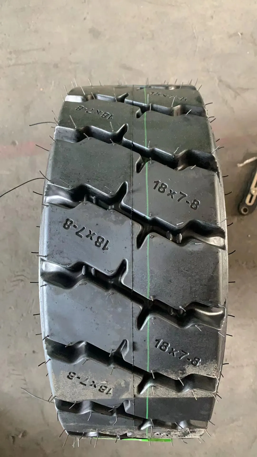 forklift tires