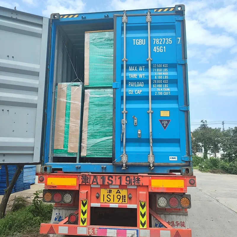 Shipping of fiberglass anti slip grilles