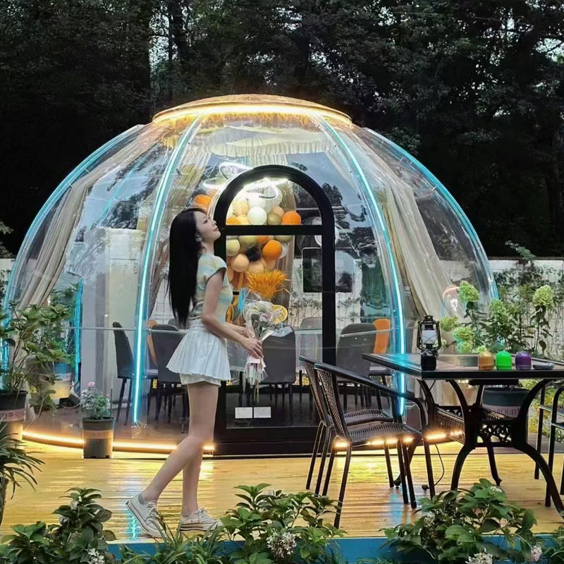 Сборные дома с купольной палаткой и пузырьковой комнатой