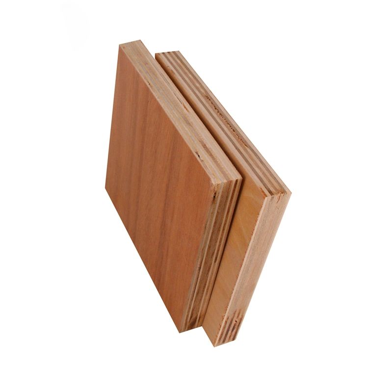 Multi-layer Pine Building Formwork