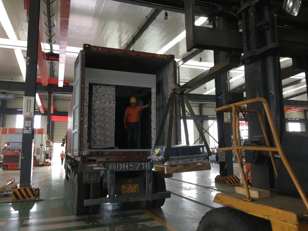 New Project Shipment |QGM QT6 Concrete Block Making Machine Shipped to Botswana, Helping Municipal Construction!