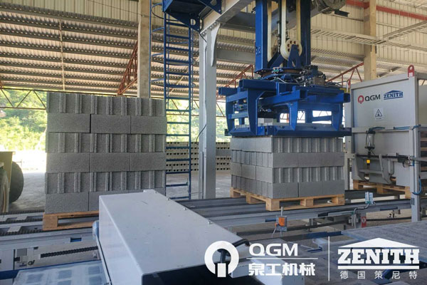Honduras_ZN900C Block Machine with curing rack 2022