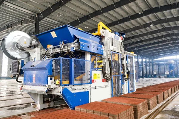 Yuzhou, Kiina - Zenith 940 Paver Block Machine