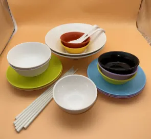 Biodegradable and recyclable tableware