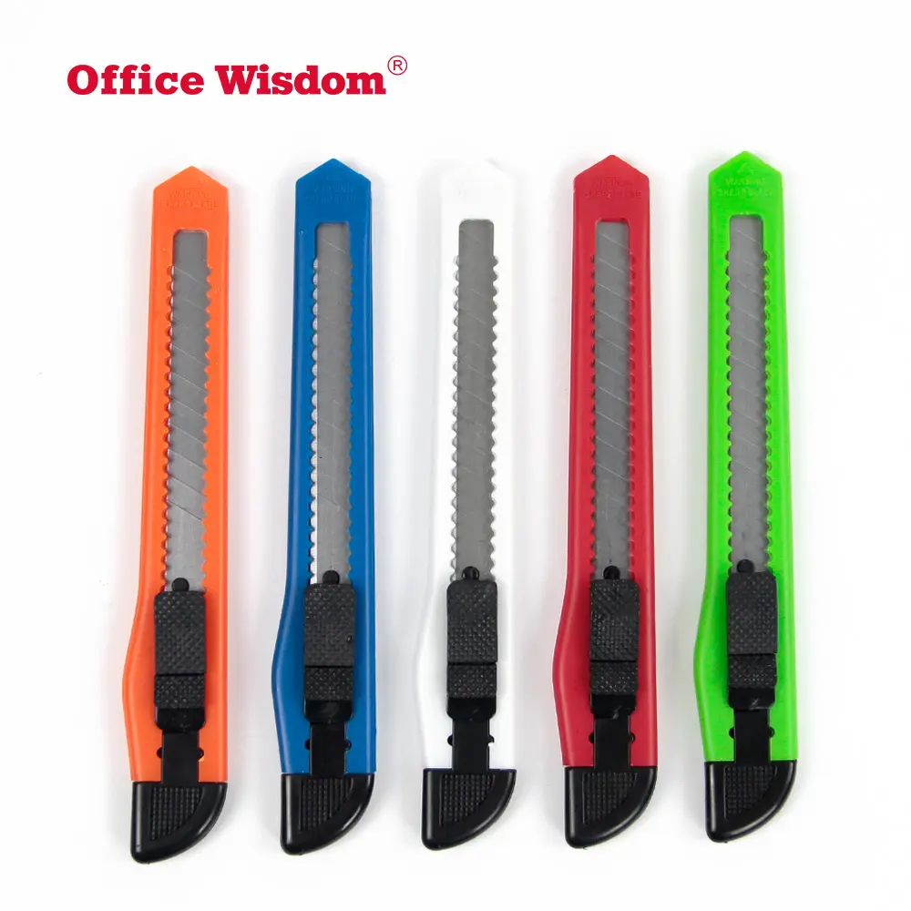 Plastic Handles Utility Knife