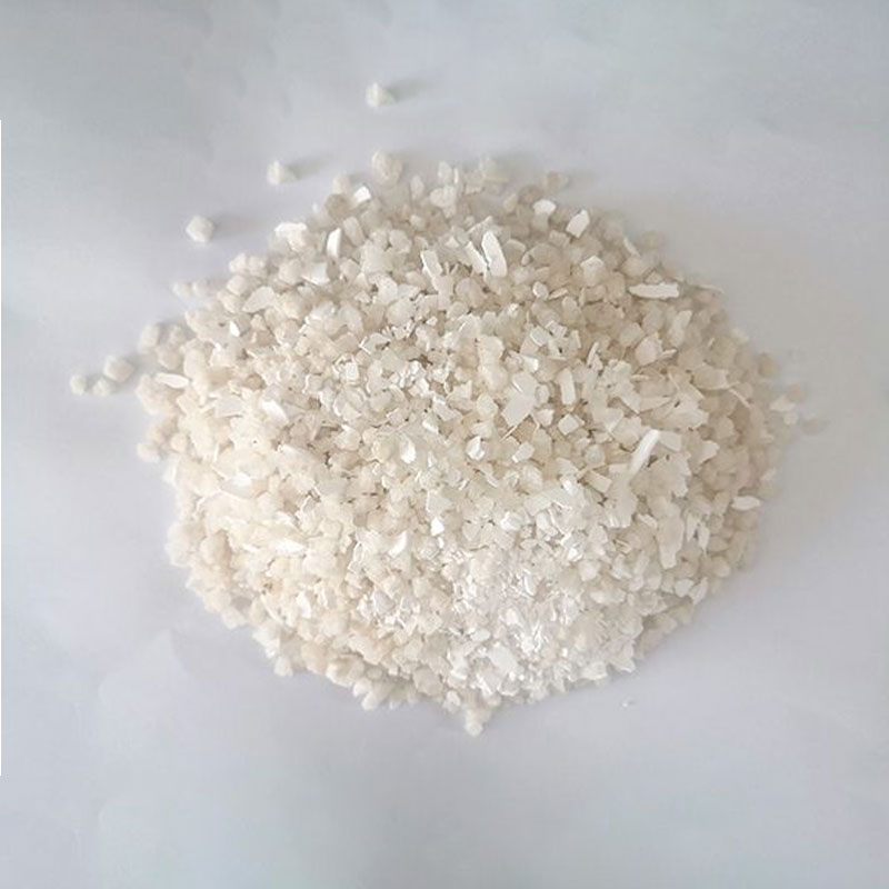 Composite snow melting agent