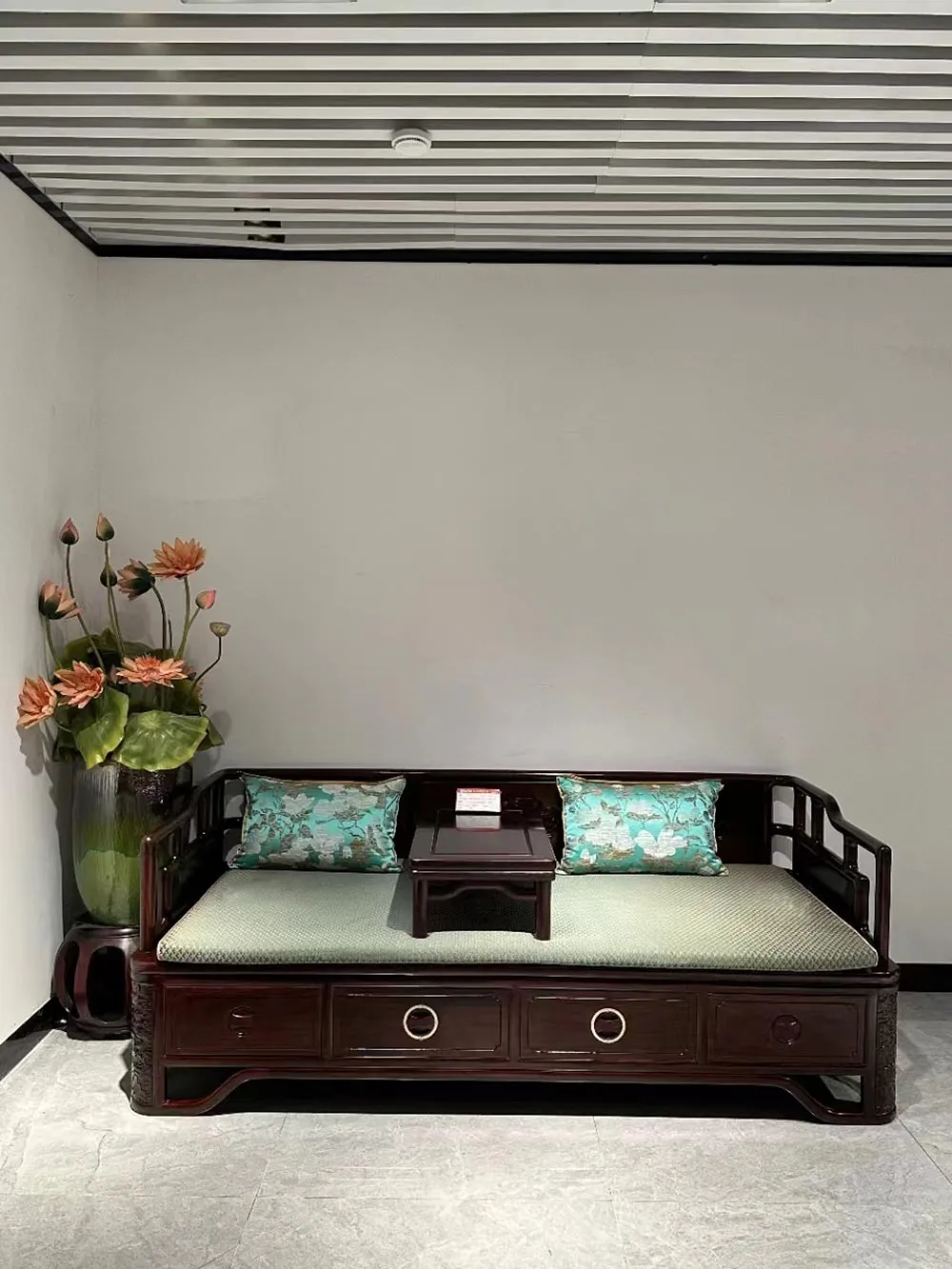 New Chinese Style Solid Wood Bed